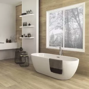 Houtlooktegels badkamer