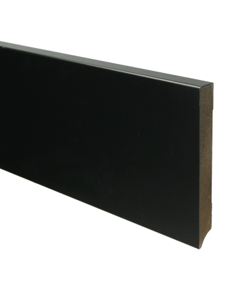MDF Moderne plint 150x18 voorgelakt RAL 9005 | 2.4 meter