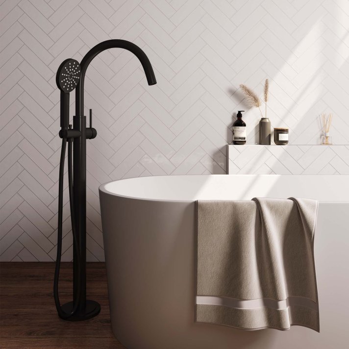 BRAUER Black Edition vrijstaande badmengkraan SET 02 met 3-standen handdouche en doucheslang mat zwart