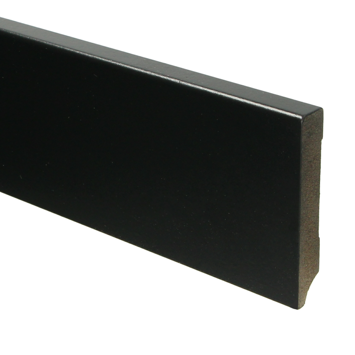MDF Moderne plint 90x15 voorgelakt RAL 9005 | 2.4 meter