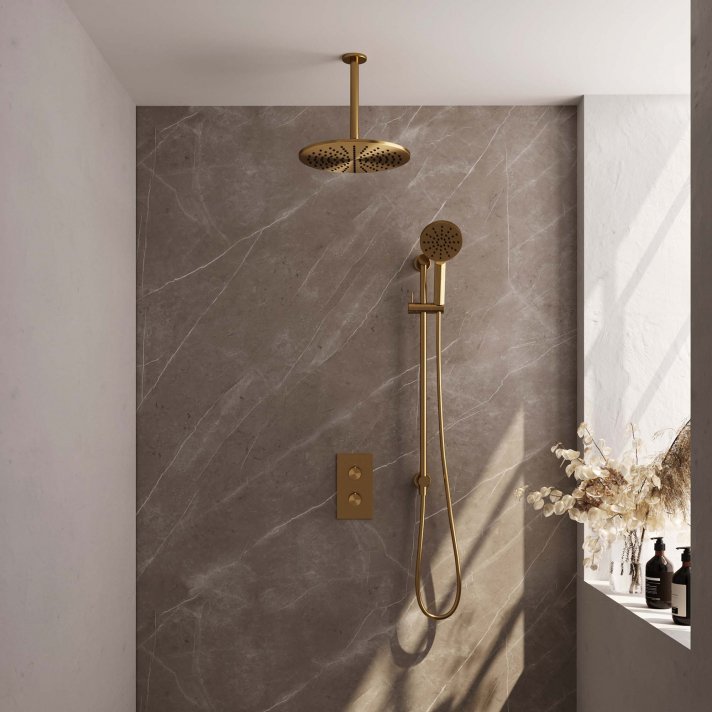BRAUER Gold Edition thermostatische inbouw regendouche 3-weg omstelling SET 48 met 30 cm douchekop en plafondarm en 3-standen handdouche en doucheslang en geïntegreerde glijstang goud geborsteld PVD