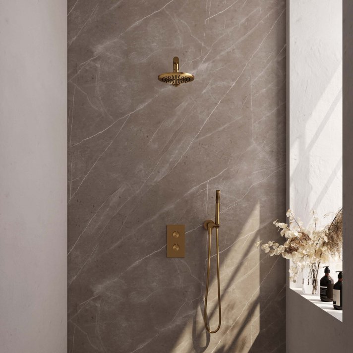 BRAUER Gold Carving thermostatische inbouw regendouche 3-weg omstelling SET 25 met 20 cm douchekop en rechte muurarm en staaf handdouche en doucheslang en wandaansluitbocht goud geborsteld PVD
